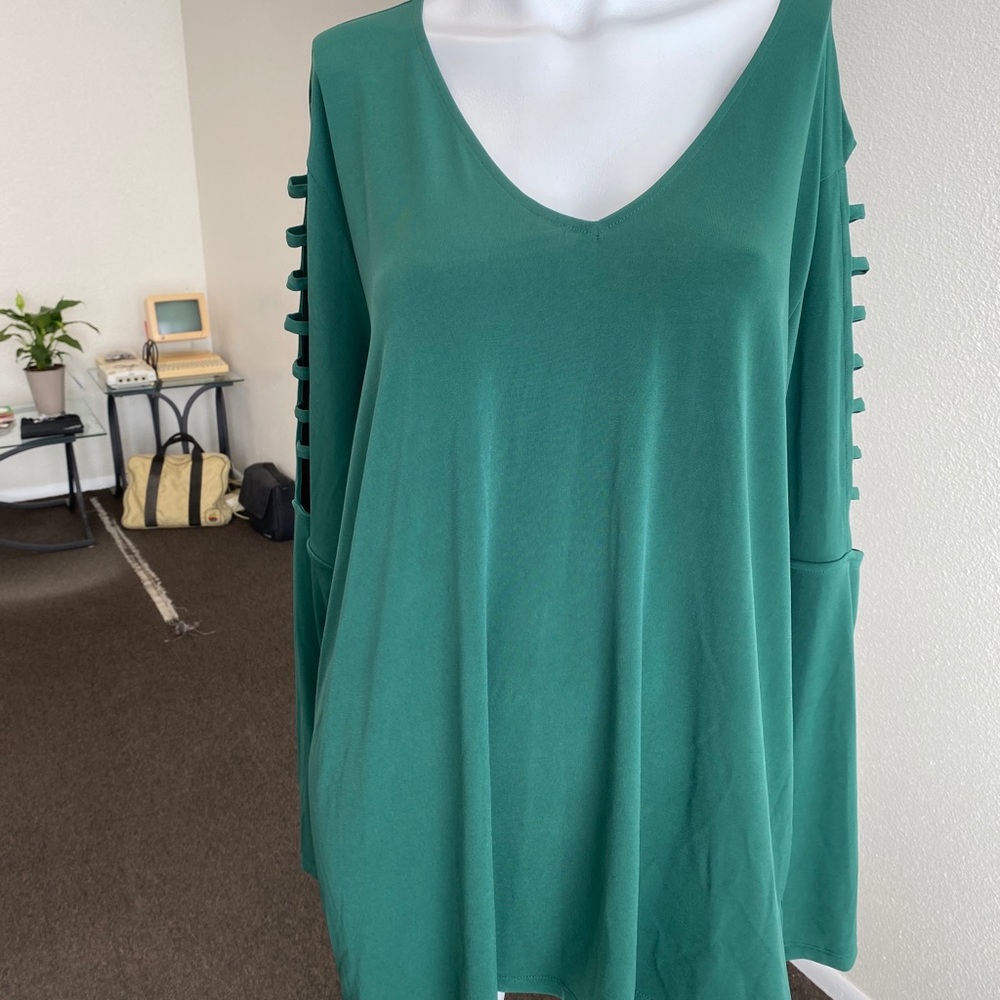 NWT Michael Kors Open Arm Emerald Green hot blouse